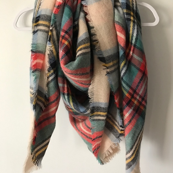 aerie Accessories - 💖Plaid Blanket scarf